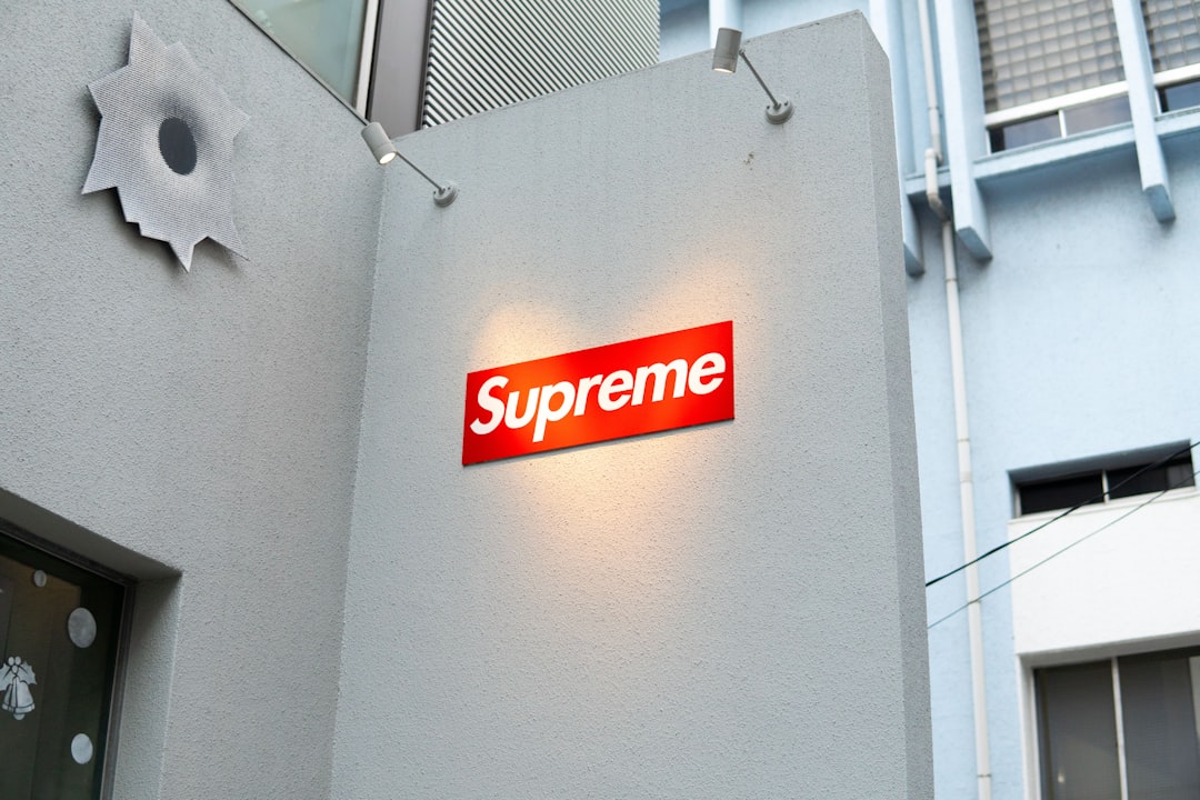 Photo Supreme logo