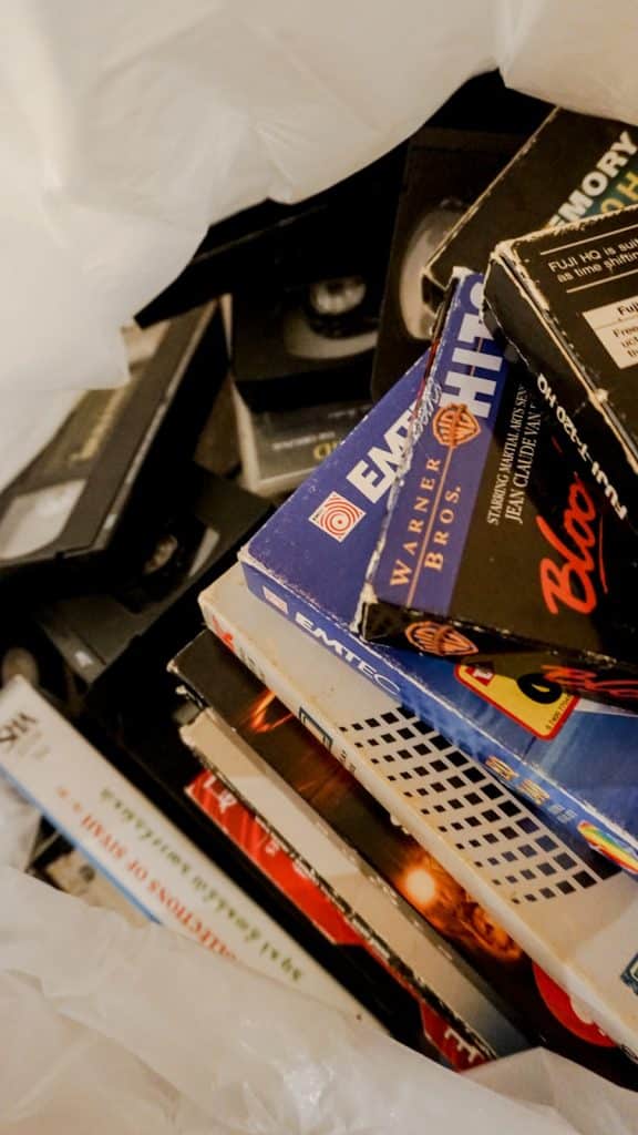 Photo The Ultimate Guide to Organizing a Retro Movie Night